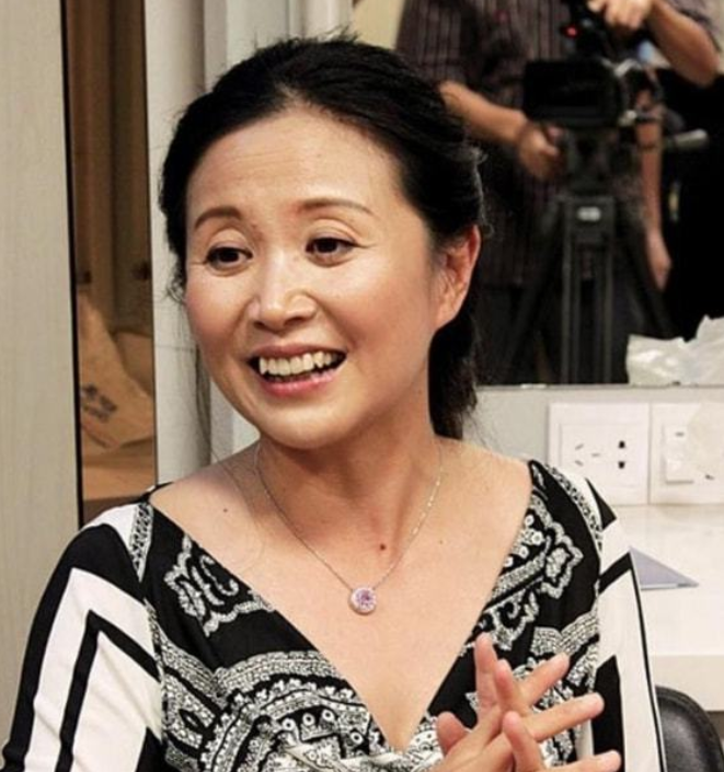 黄菡女儿 黄菡离婚了吗