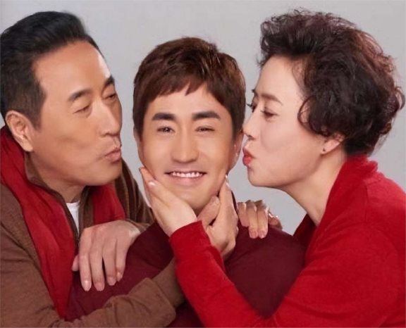 杨立新妻子 杨立新妻子简介 杨立新妻子 杨立新妻子简介