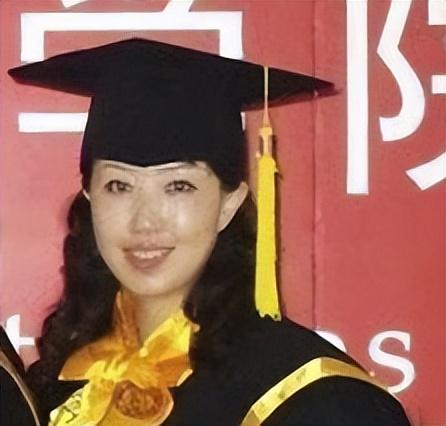 衣俊卿常艳的简单介绍