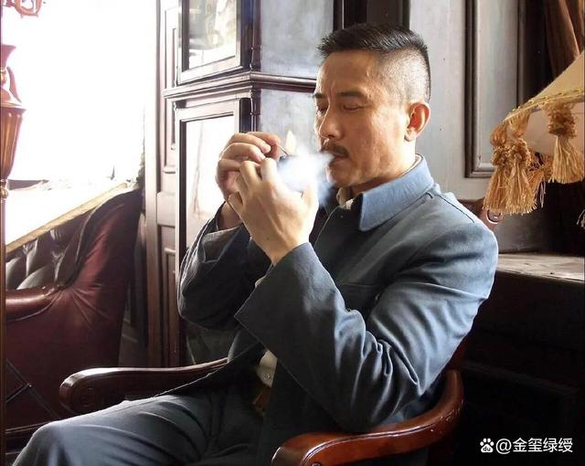 瞿霞原型 瞿霞原型人物是谁呀 瞿霞原型 瞿霞原型人物是谁呀