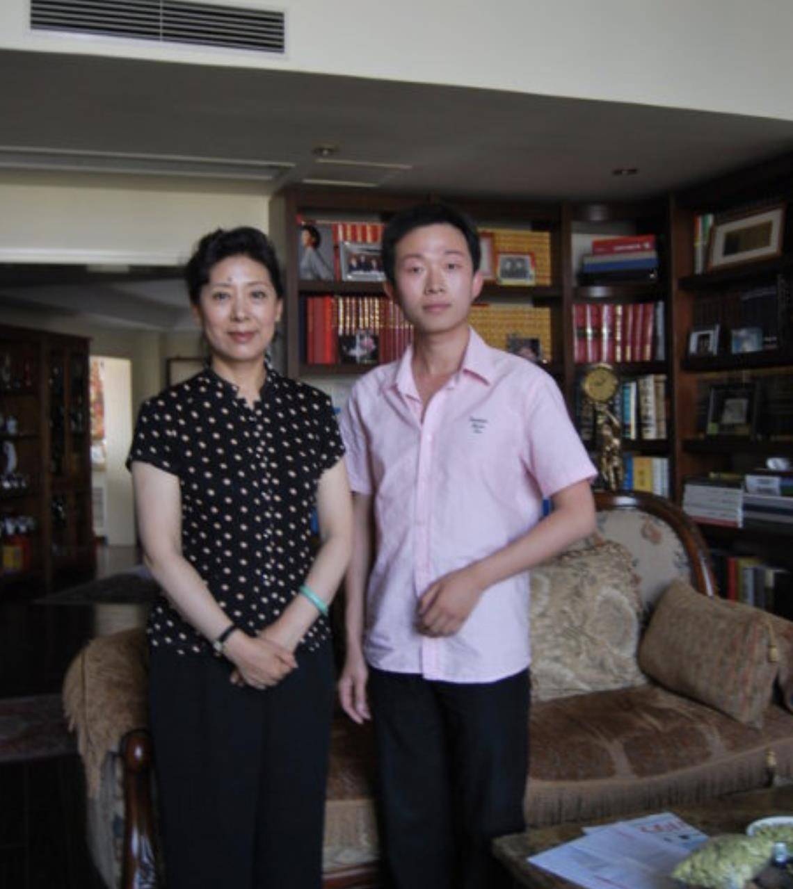 关牧村简历 关牧村简历及团体材料 江泓 关牧村简历 关牧村简历及团体材料 江泓