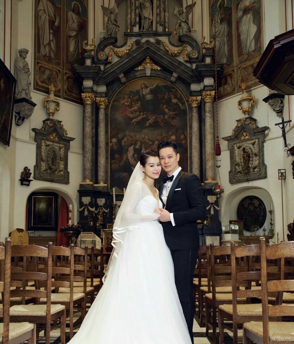 胡杏儿成婚 胡杏儿成婚时黄宗泽发的微博 胡杏儿成婚 胡杏儿成婚时黄宗泽发的微博