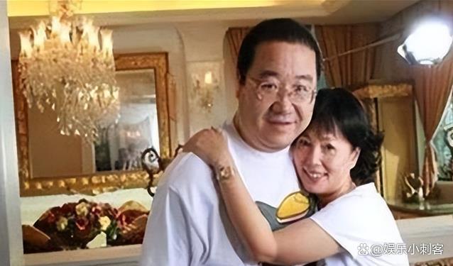 英达和梁欢 英达和梁欢又仳离了吗 英达和梁欢 英达和梁欢又仳离了吗