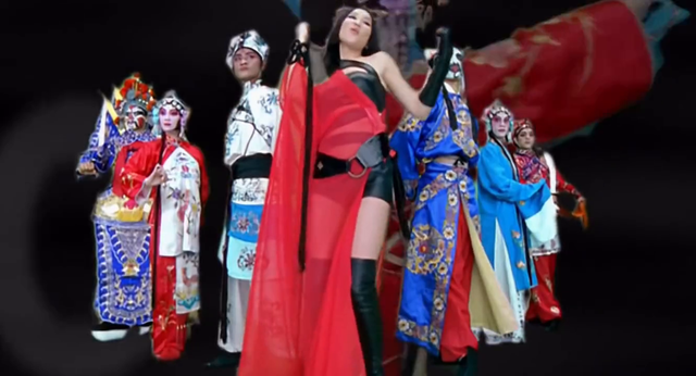 李玟百花奖颁奖礼扮演《刀马旦》 李玟皮裤刀马旦演唱会 李玟百花奖颁奖礼扮演《刀马旦》 李玟皮裤刀马旦演唱会