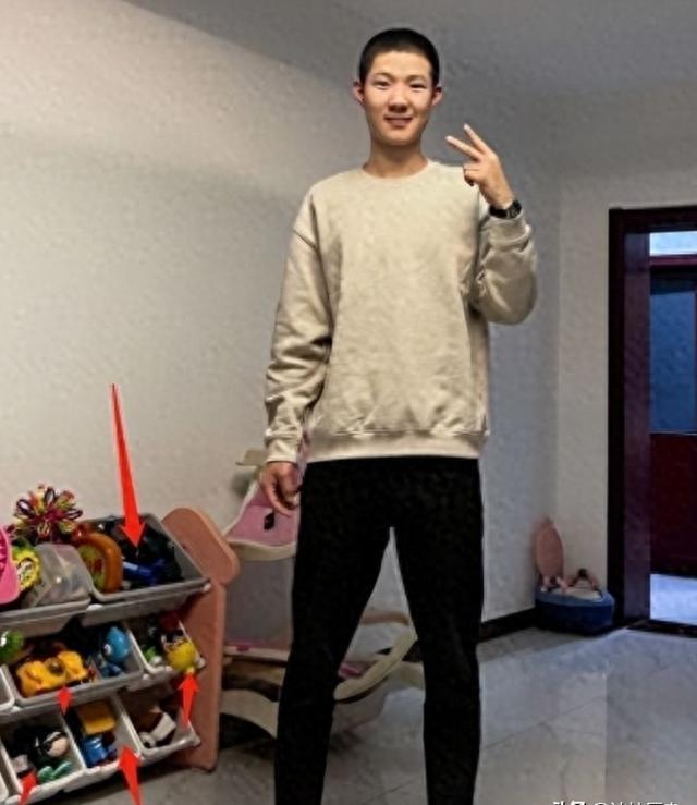 李天一同伙最新消息 李天一案件其他四人的名字 