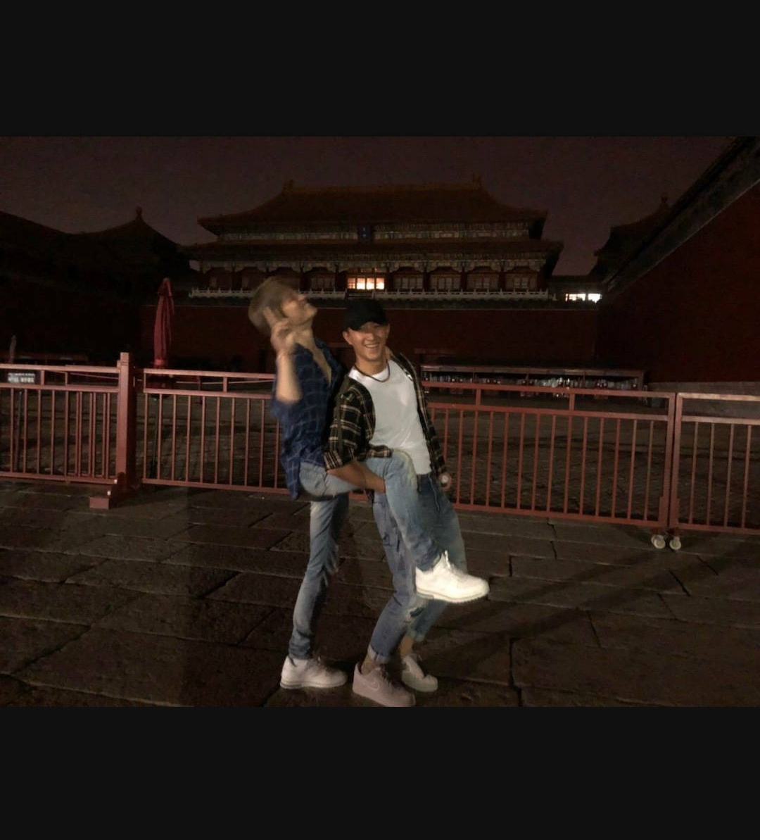 韩庚在中 韩庚在中央民族大学 