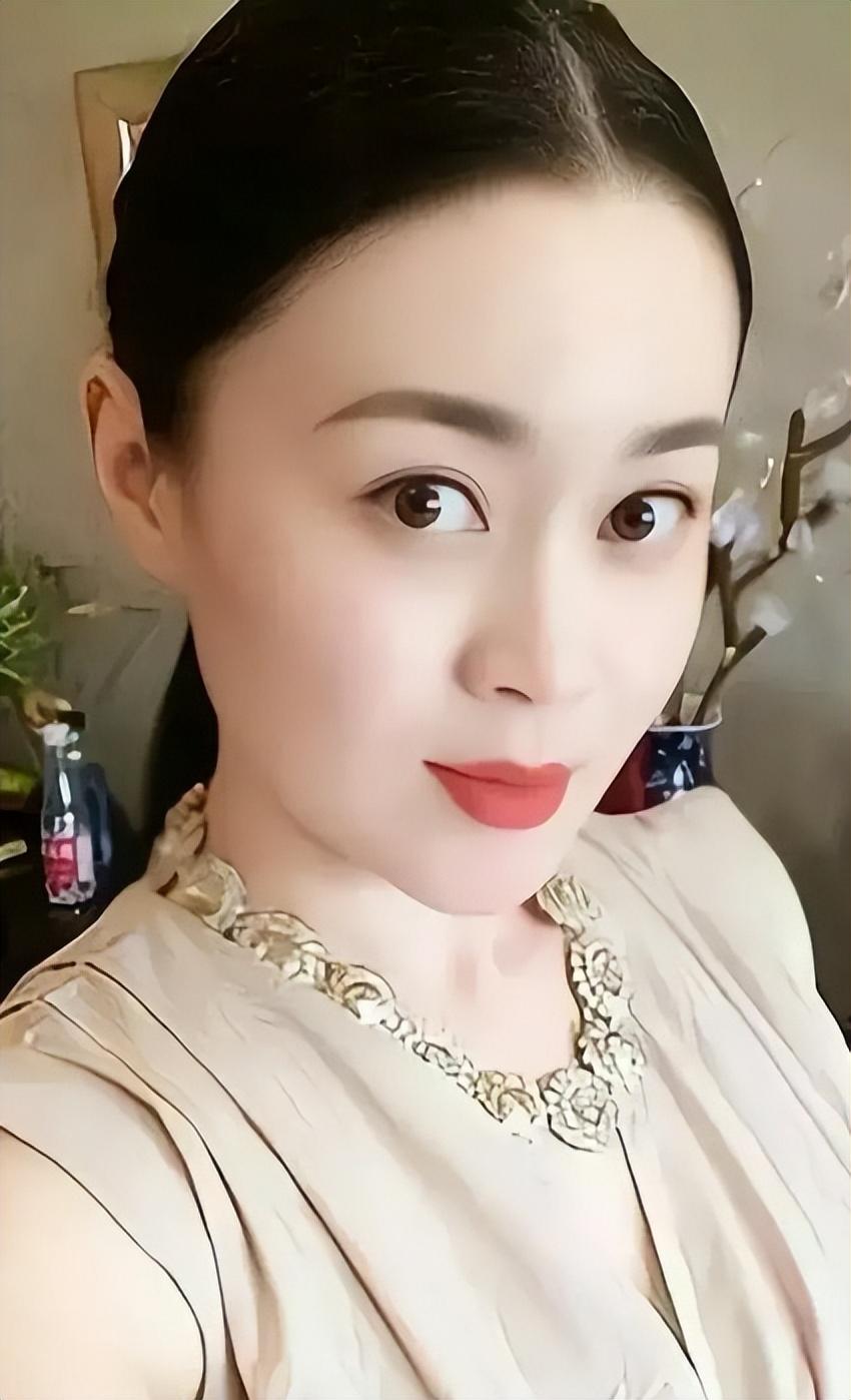 关婷娜个人资料 关婷娜个人资料体重身高