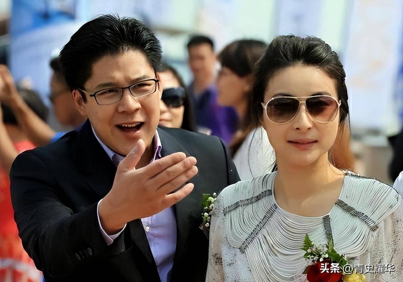 霍震霆有几个老婆 霍震霆现任妻子是谁 