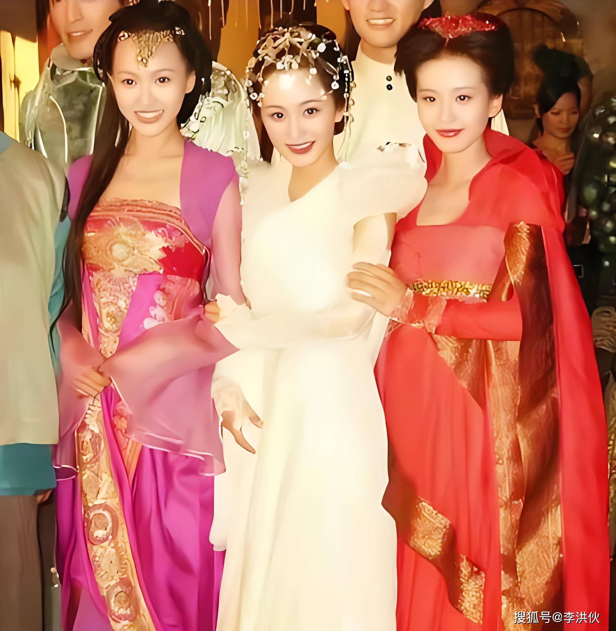 杨幂和唐嫣翻脸原因 杨幂和唐嫣是怎么回事