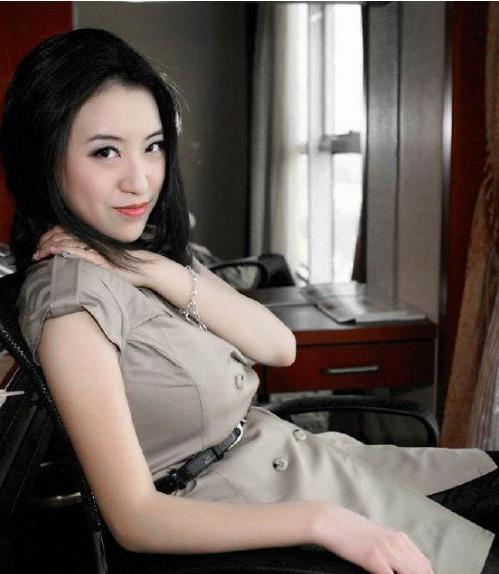 包含大胸民女赵铭的词条