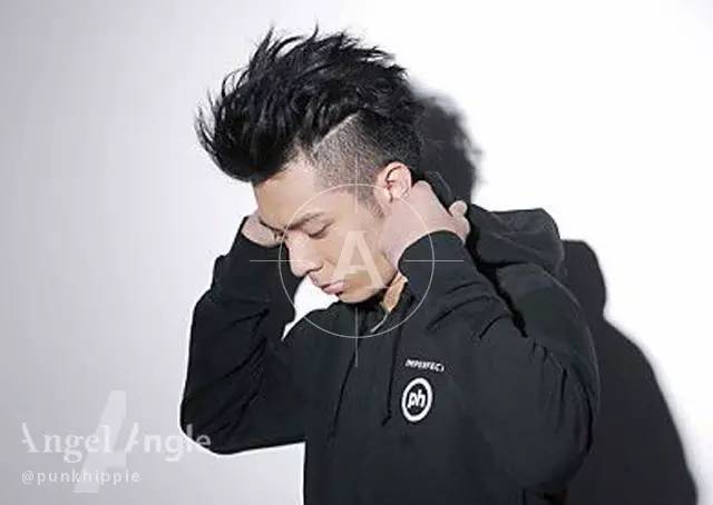 周柏豪2012发型 周柏豪发型适合什么脸型 周柏豪2012发型 周柏豪发型适合什么脸型