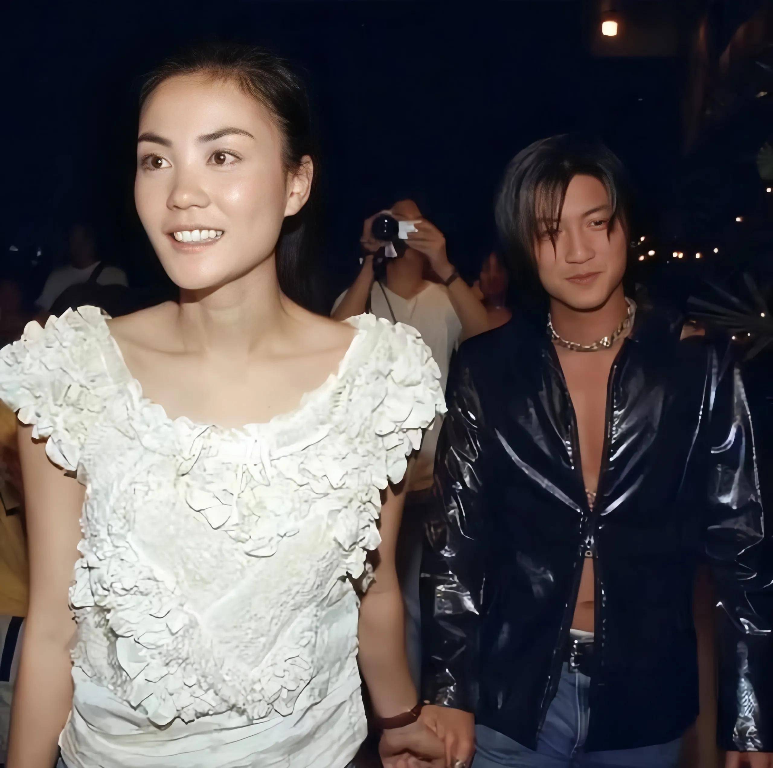 高原窦唯 窦唯现任妻子个人简介 