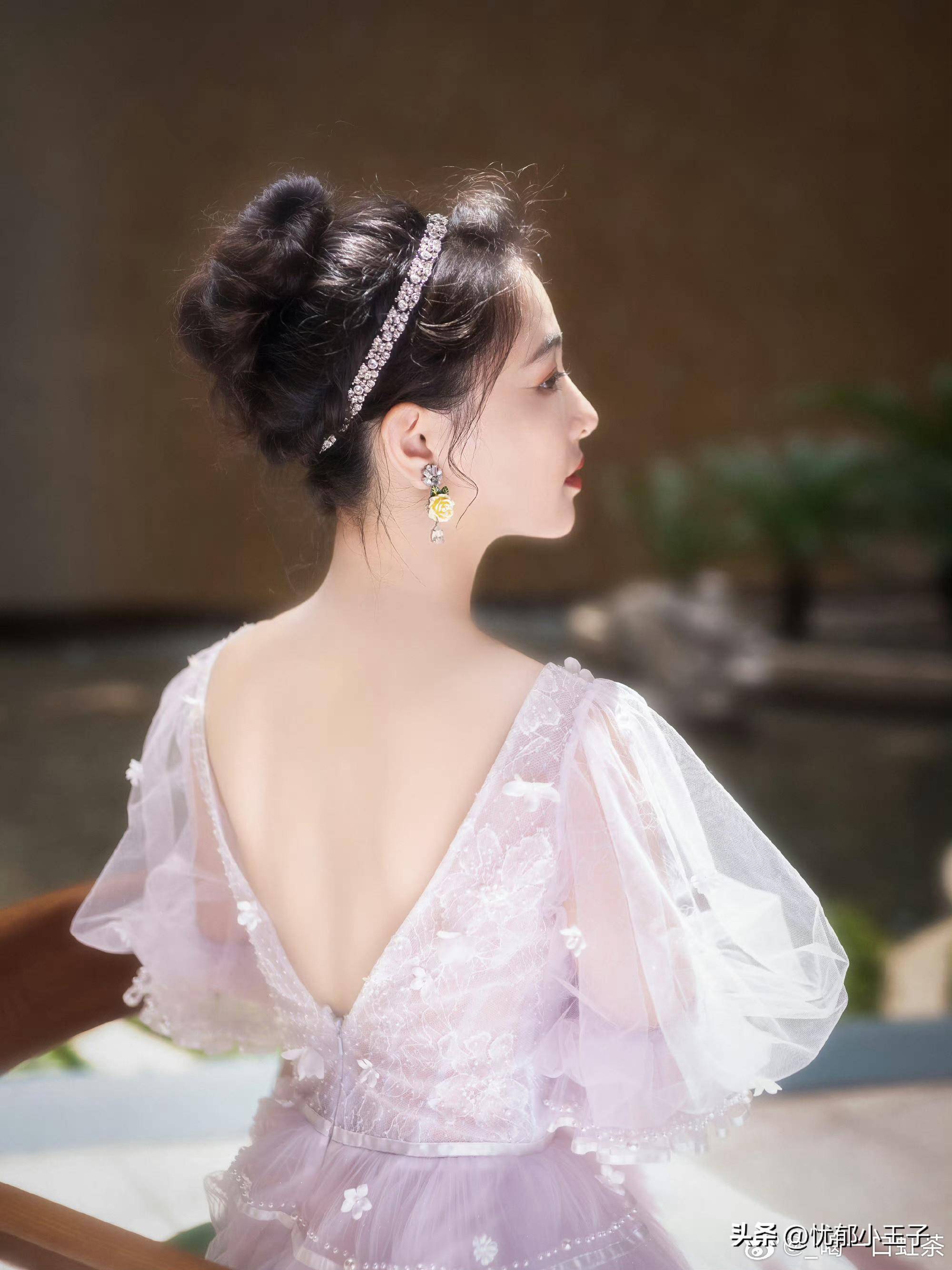 吴倩带娃与母亲会餐 吴倩当妈 吴倩带娃与母亲会餐 吴倩当妈