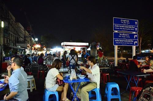 我们这帮打工仔 我们这帮打工仔毕生一世为钱尽力 我们这帮打工仔 我们这帮打工仔毕生一世为钱尽力