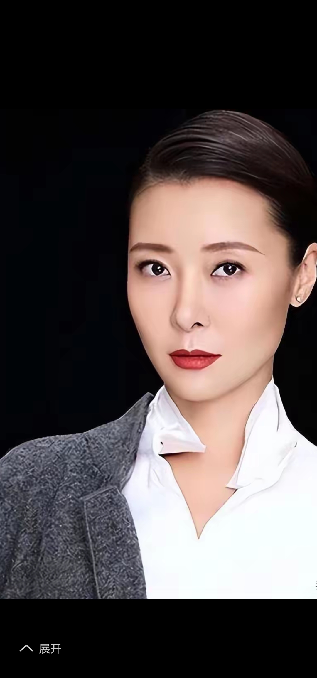 柯蓝的爷爷是谁 柯蓝身世显赫 