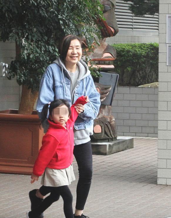杨幂女儿小糯米照片 杨幂女儿小糯米照片大全 杨幂女儿小糯米照片 杨幂女儿小糯米照片大全