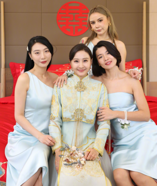 刘诗诗伴娘 刘诗诗成婚时伴娘 刘诗诗伴娘 刘诗诗成婚时伴娘