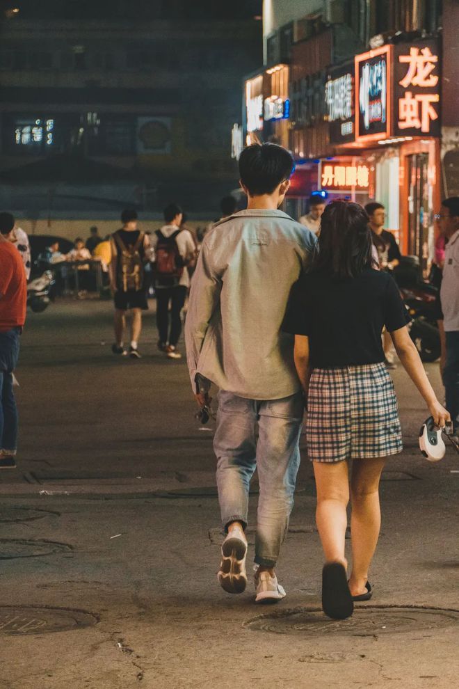 分手了难说再见 分手难说再见图片大全