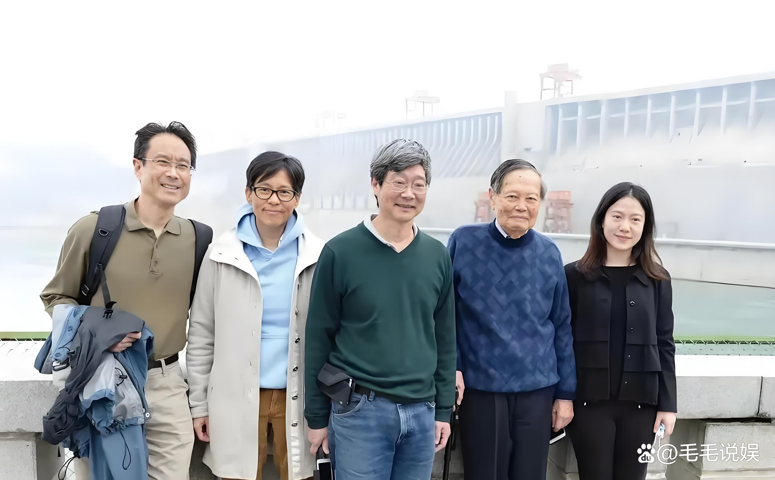 翁帆的父亲 翁帆的父亲多大年龄