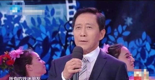 倪宝铎 倪宝铎和庞晓戈成婚照 倪宝铎 倪宝铎和庞晓戈成婚照