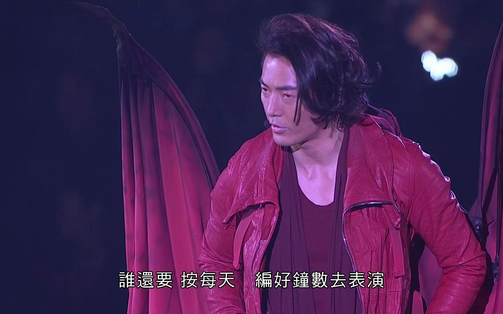 郑伊健2011演唱会 郑伊健2011演唱会与混血美男跳舞 郑伊健2011演唱会 郑伊健2011演唱会与混血美男跳舞