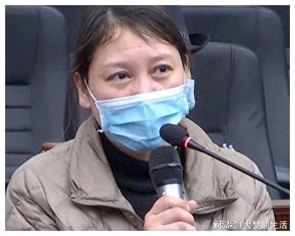 网友自曝睡过劳荣枝 有谁和劳荣枝发生过关系