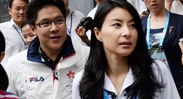 霍震霆现任妻子 霍震霆现任妻子叫什么