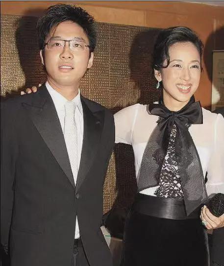 霍震霆现任老婆 霍震霆现任老婆叫什么 