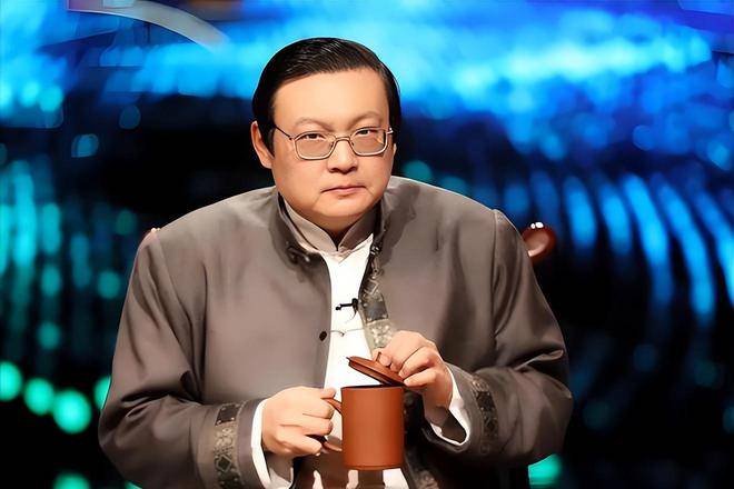 梁宏达节目停播原因 梁宏达节目为什么会被停播什么时候开停的