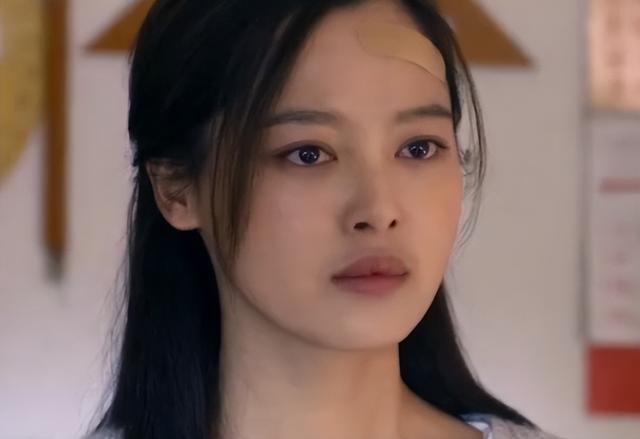 辛芷蕾整容太严重了吧 辛芷蕾整容太严重了吧视频
