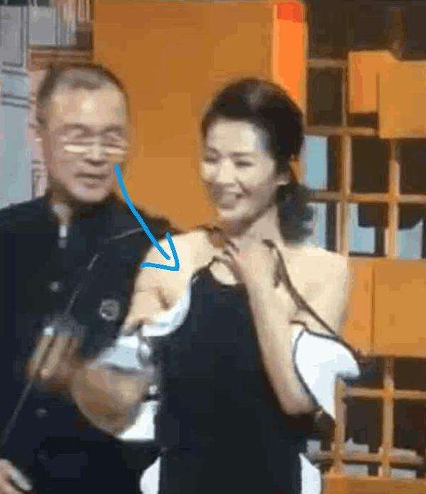 刘涛衣服滑落 刘涛衣服滑落未删减 刘涛衣服滑落 刘涛衣服滑落未删减