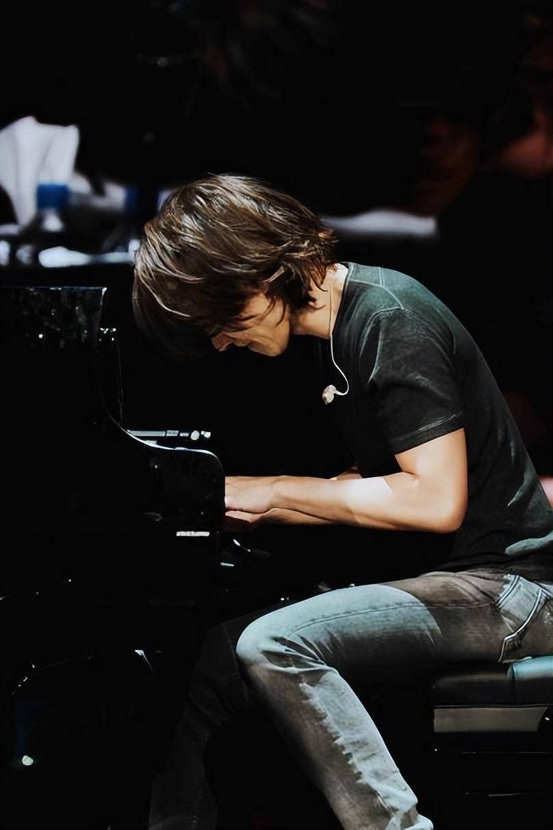 王力宏李云迪斗琴 王力宏与李云迪的演奏