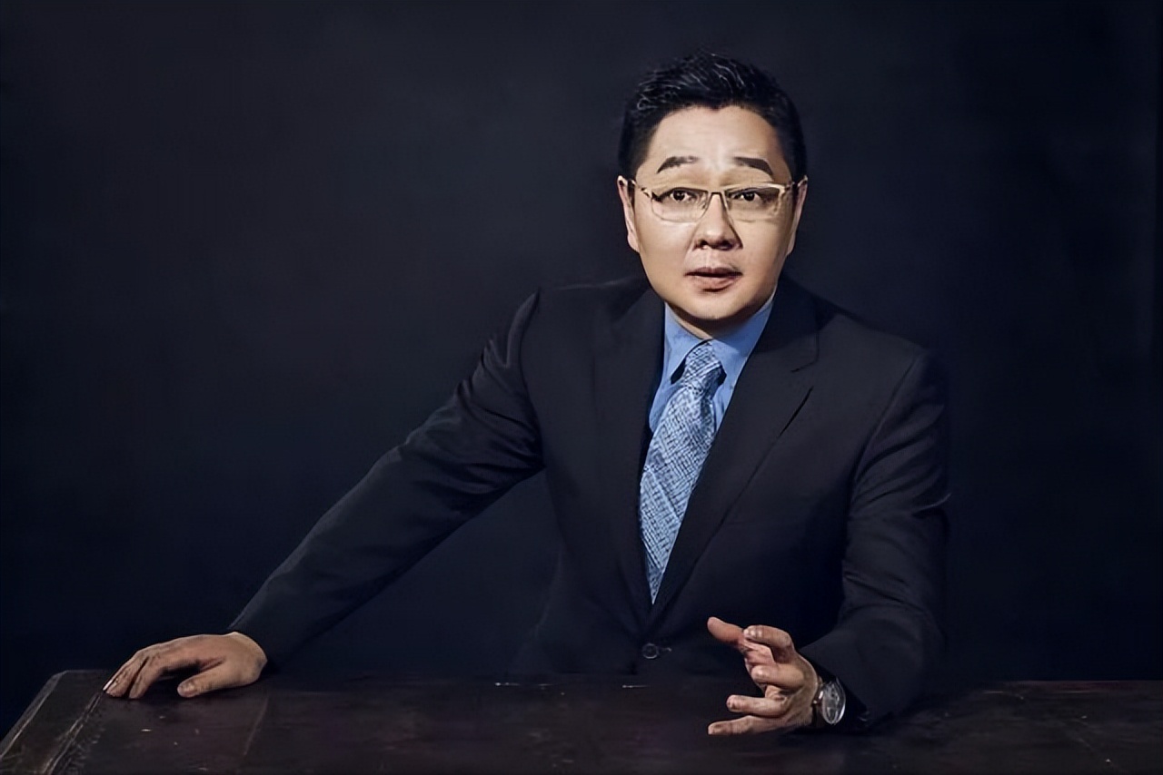 张绍刚身高 张绍刚身高真实的身高是几何 张绍刚身高 张绍刚身高真实的身高是几何