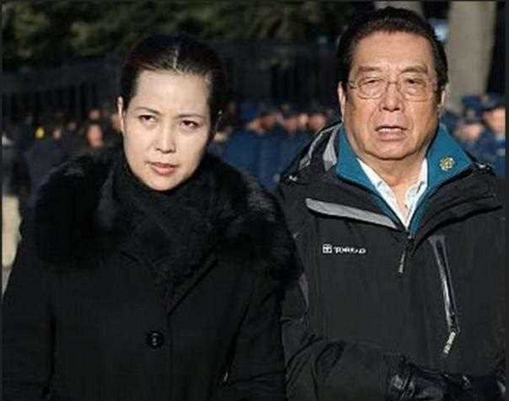 李天一的父亲是谁 李天一的真实父亲是谁