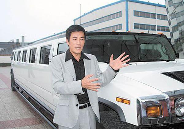 巨力团体杨子的父亲 巨力团体杨子父亲简介 巨力团体杨子的父亲 巨力团体杨子父亲简介