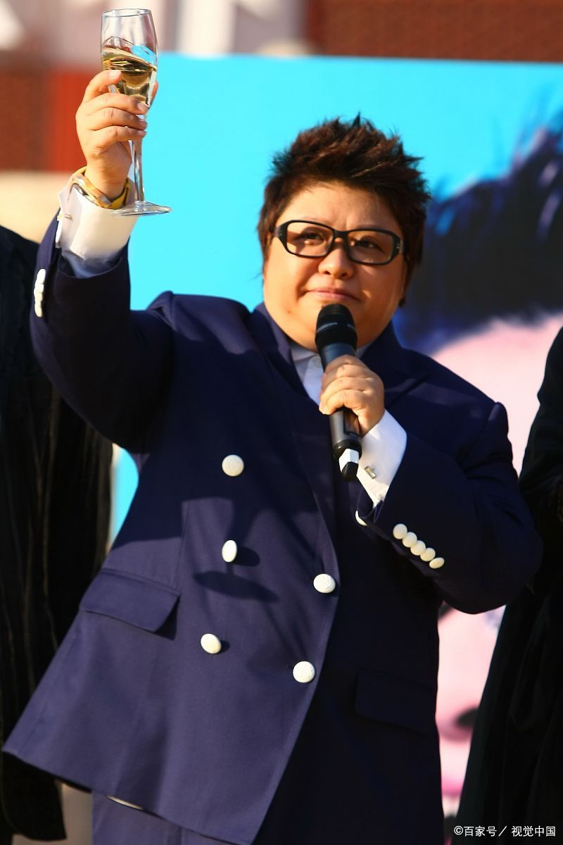 韩红我是歌手 梨花又凋谢韩红我是歌手 韩红我是歌手 梨花又凋谢韩红我是歌手