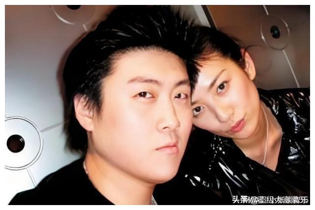 黄毅清父亲到底是谁 黄毅清爸爸是谁 黄毅清父亲到底是谁 黄毅清爸爸是谁