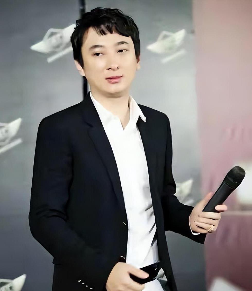万达令郎王思聪 万达广场 王思聪 万达令郎王思聪 万达广场 王思聪
