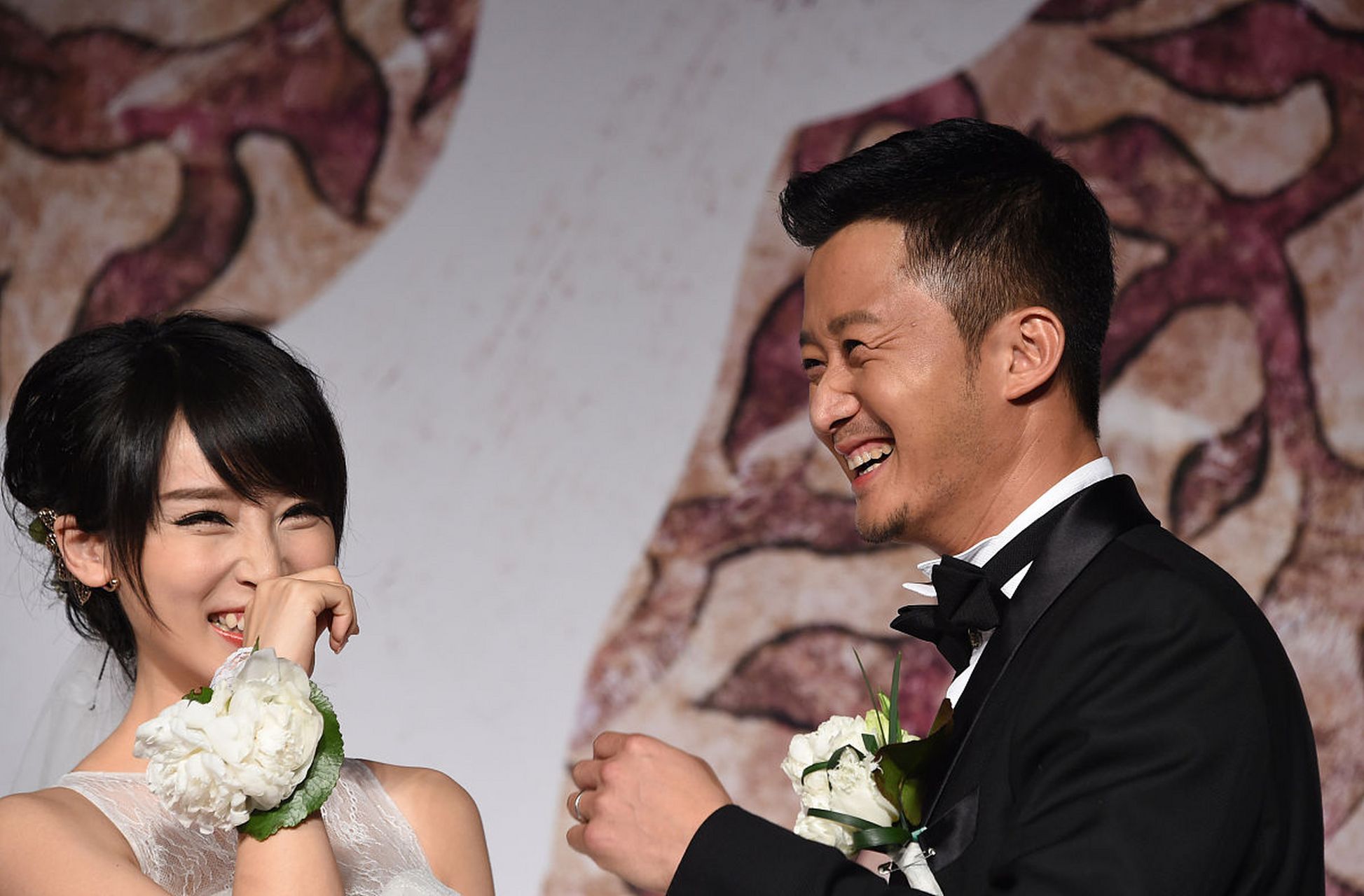 吴京谢楠的婚纱照 吴京谢楠婚纱照大图 吴京谢楠的婚纱照 吴京谢楠婚纱照大图