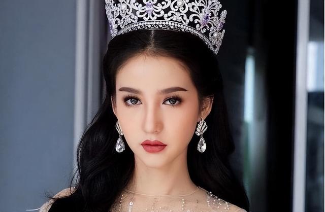 人妖皇后rose整容前 人妖最后的运气是不是都很凄惨 人妖皇后rose整容前 人妖最后的运气是不是都很凄惨