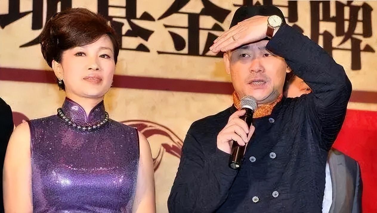 周立波成婚照 周立波成婚证婚人是谁 周立波成婚照 周立波成婚证婚人是谁