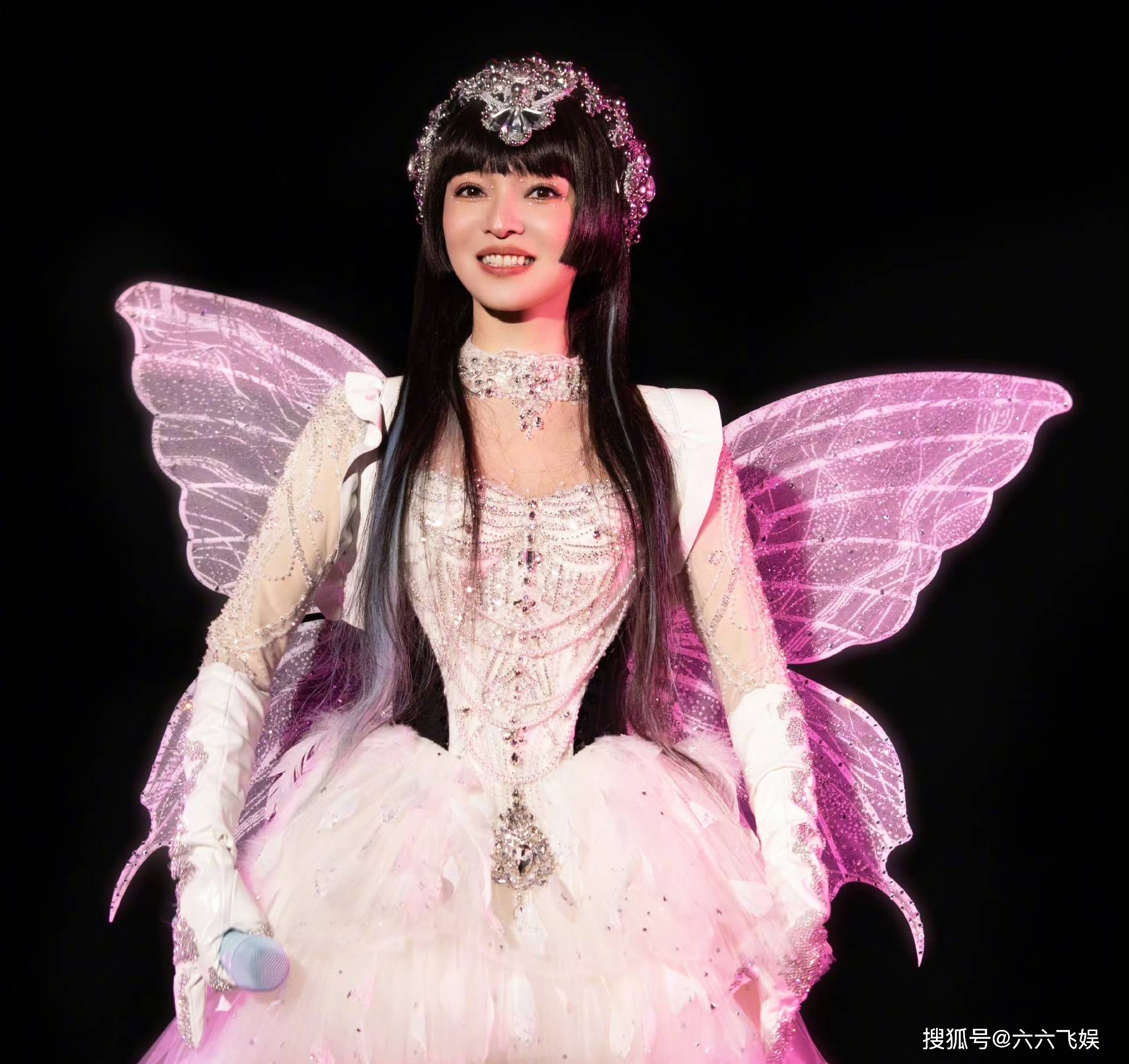 张韶涵和她妈妈 张韶涵和她妈妈唱的歌 张韶涵和她妈妈 张韶涵和她妈妈唱的歌