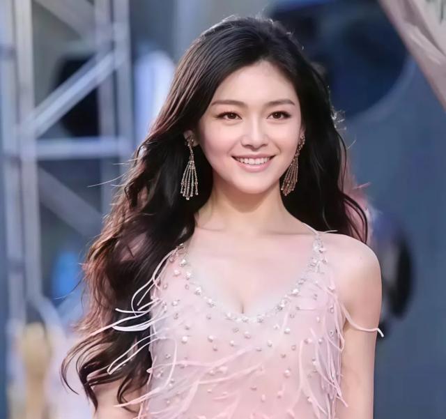 宽姐 宽姐的儿子邱炜煌简介 宽姐 宽姐的儿子邱炜煌简介