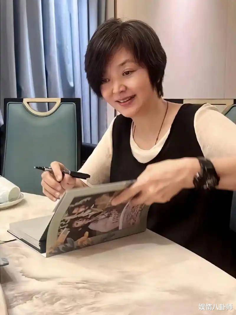 陈玉莲照片 陈玉莲照片欣赏