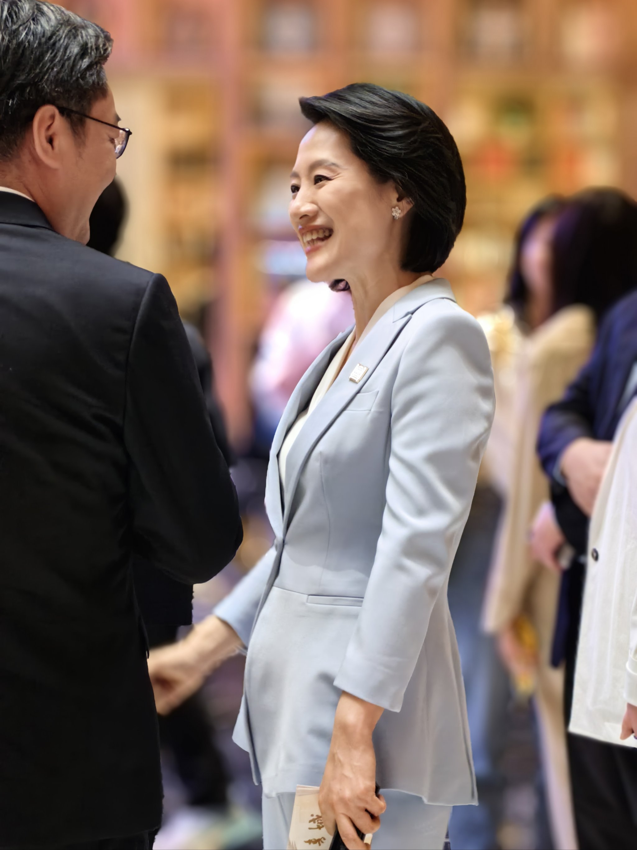 邓婕前夫 邓婕原来老公是谁 邓婕前夫 邓婕原来老公是谁