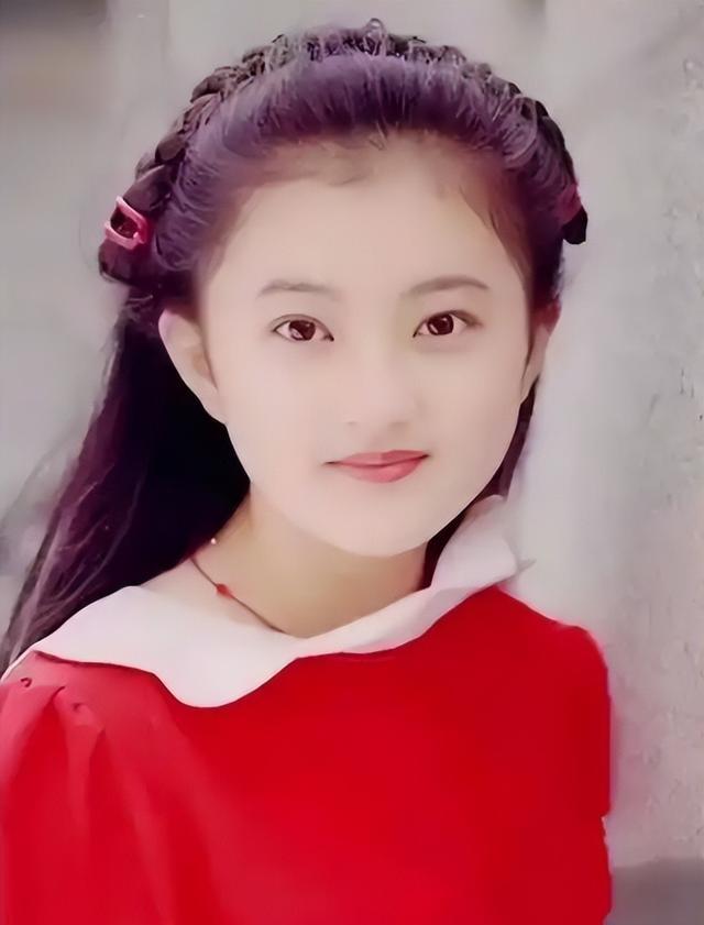 金铭小时候 金铭小时候唱的歌