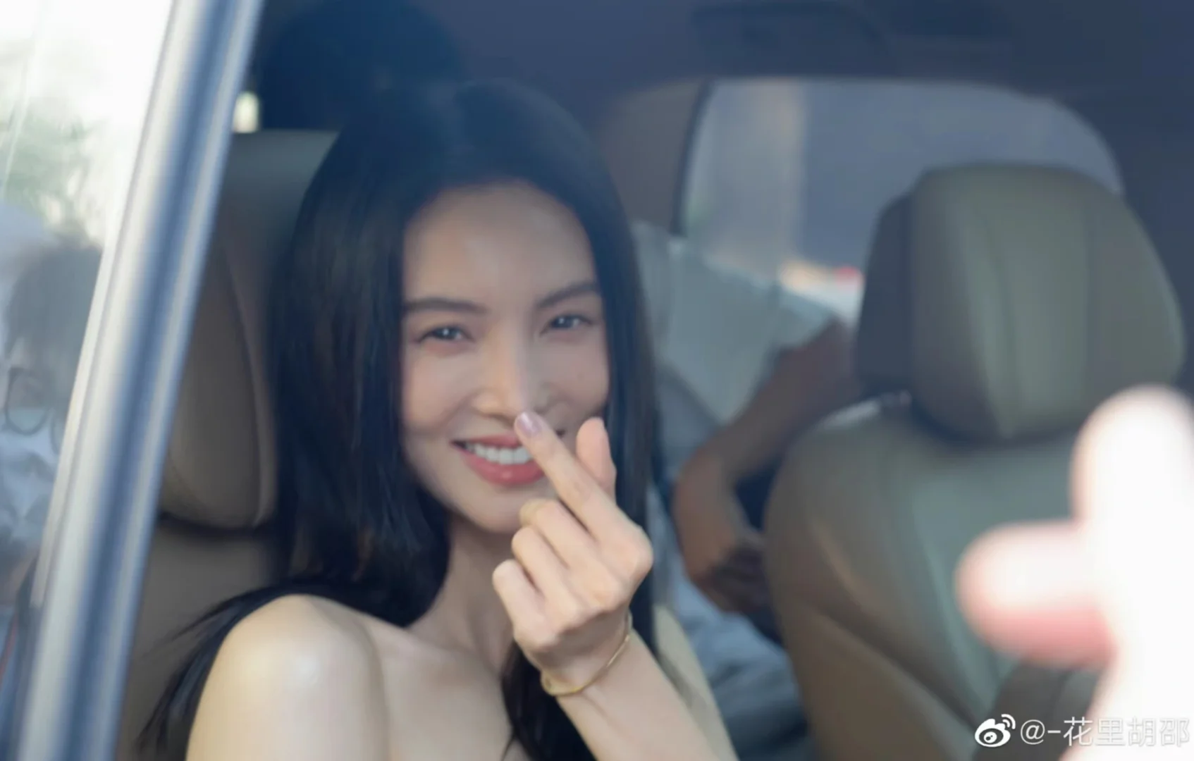 包括四坨给金晨打call的词条 包括四坨给金晨打call的词条