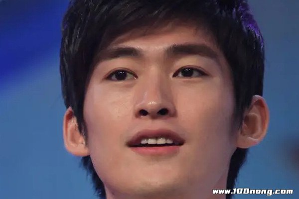 张翰的眼 张翰眼睛的麋集图 张翰的眼 张翰眼睛的麋集图