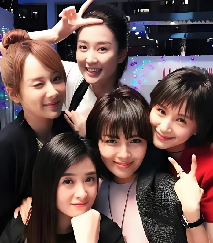 杨紫曾轶可 杨紫曾轶可互动 杨紫曾轶可 杨紫曾轶可互动