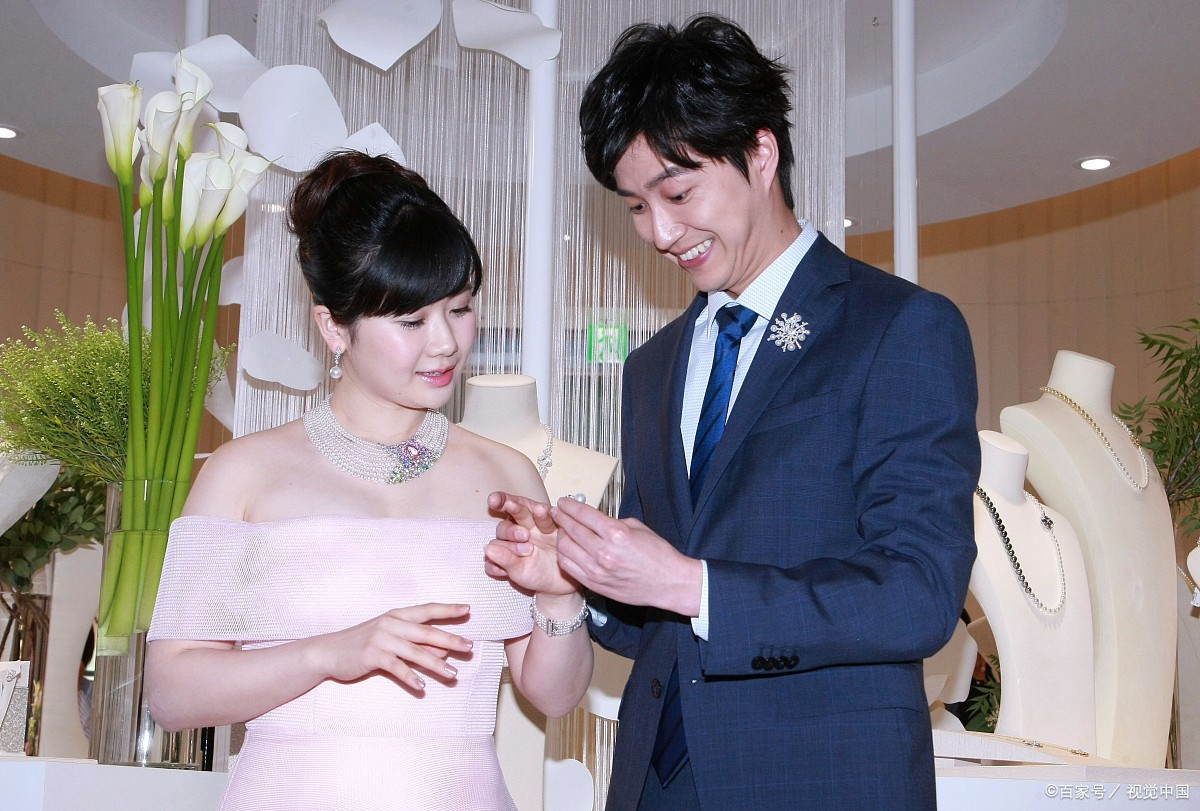 福原爱婚纱照公布 福原爱婚纱照片
